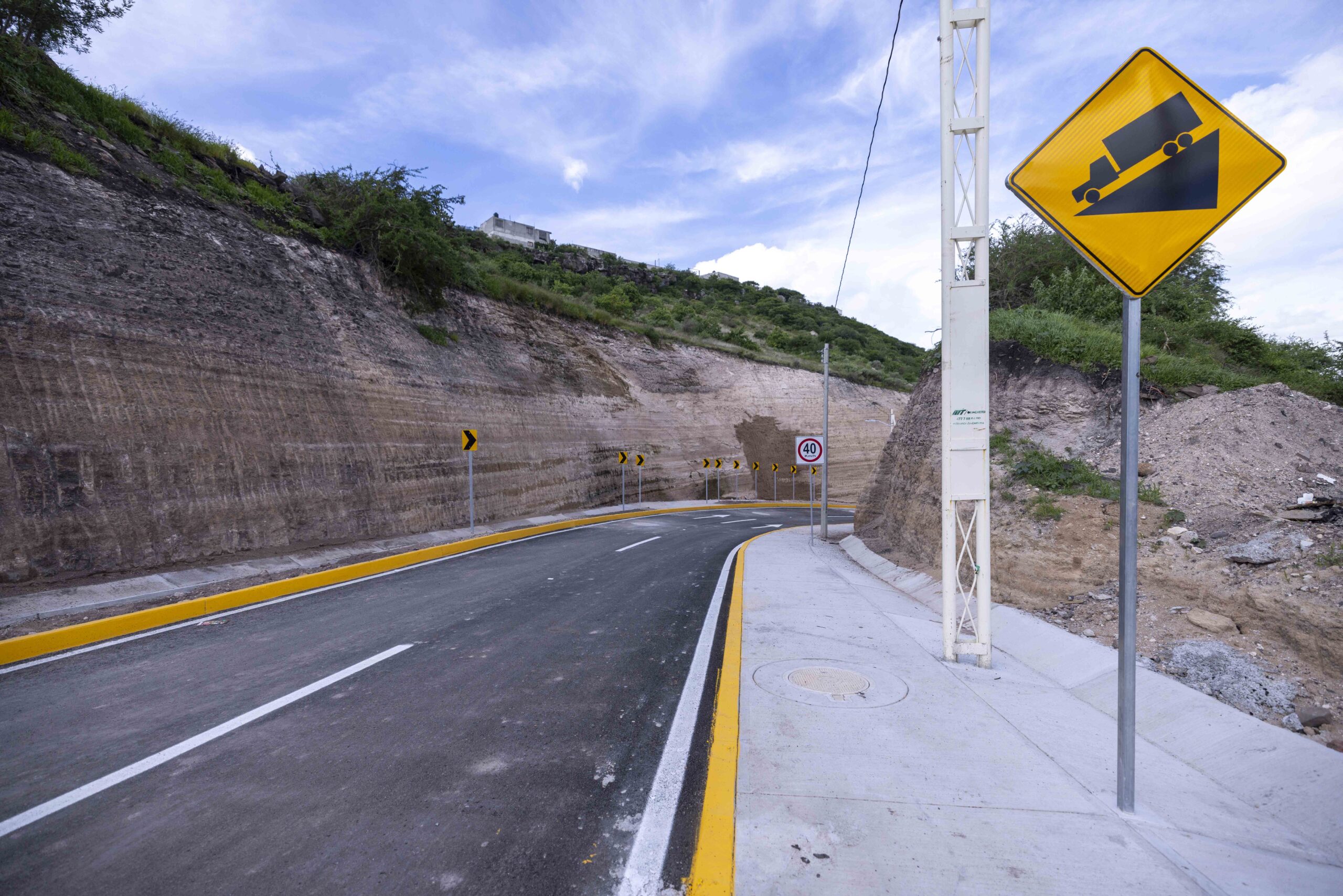 Entrega Gobernador primera etapa de la obra Av. Belén conexión con Blvd. de la Nación