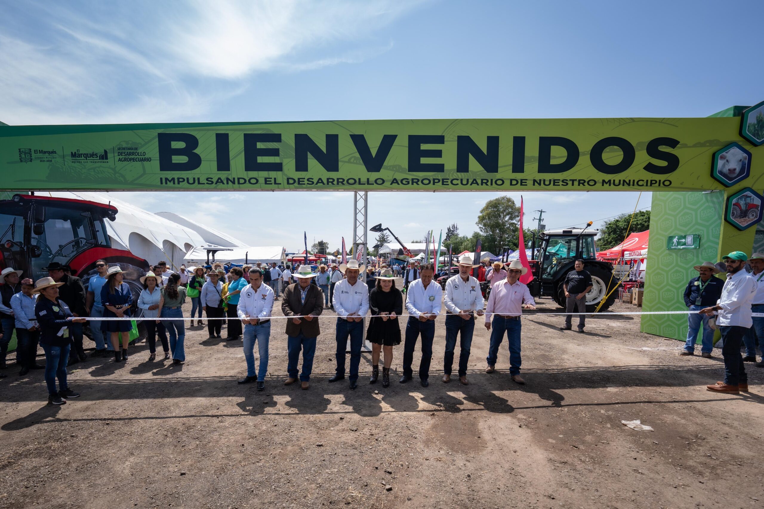 Claudia Martínez inaugura la “Expo Campo El Marqués 2024”