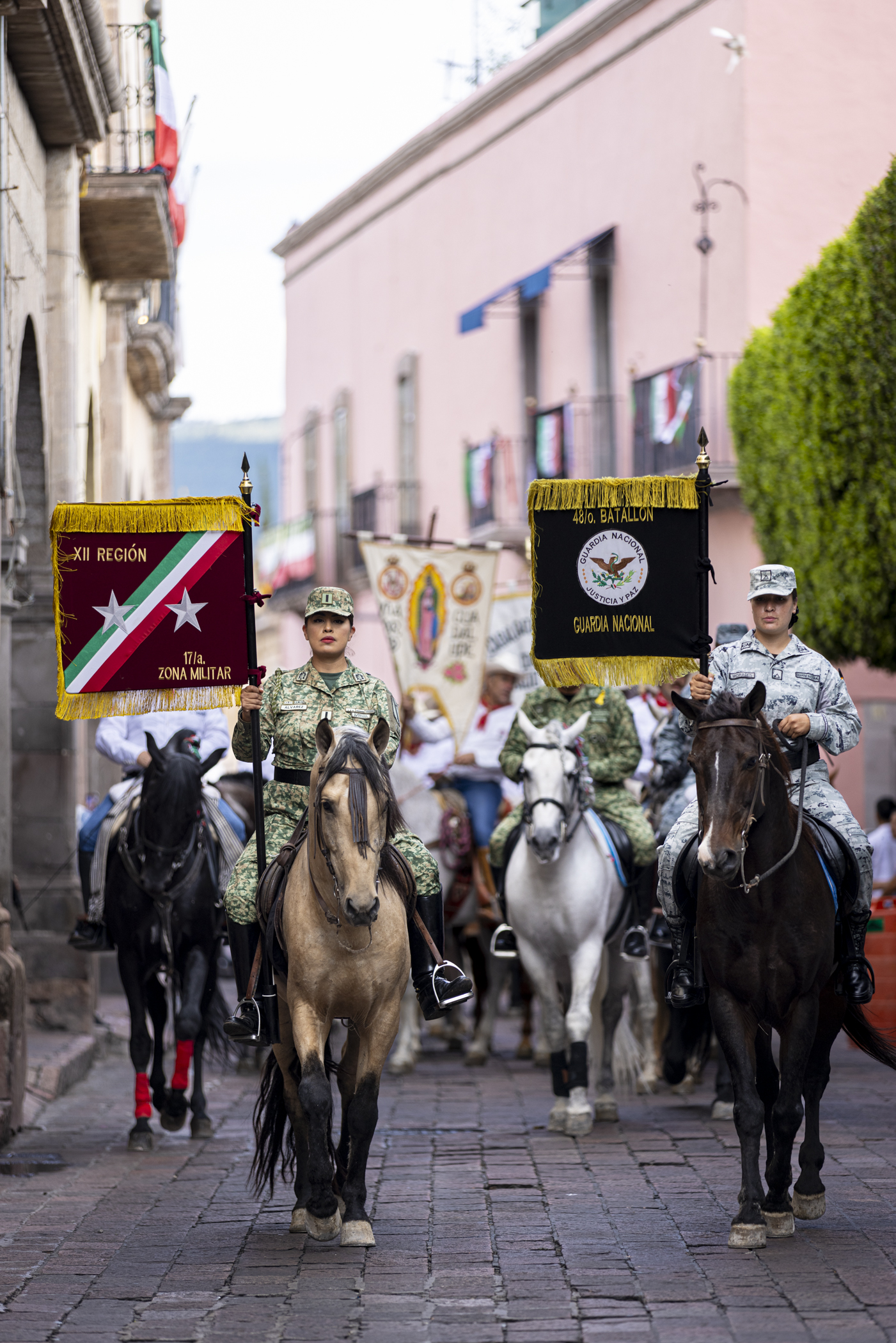 Recibe Gobernador a integrantes de la Cabalgata Histórica de la Conspiración Ignacio Pérez