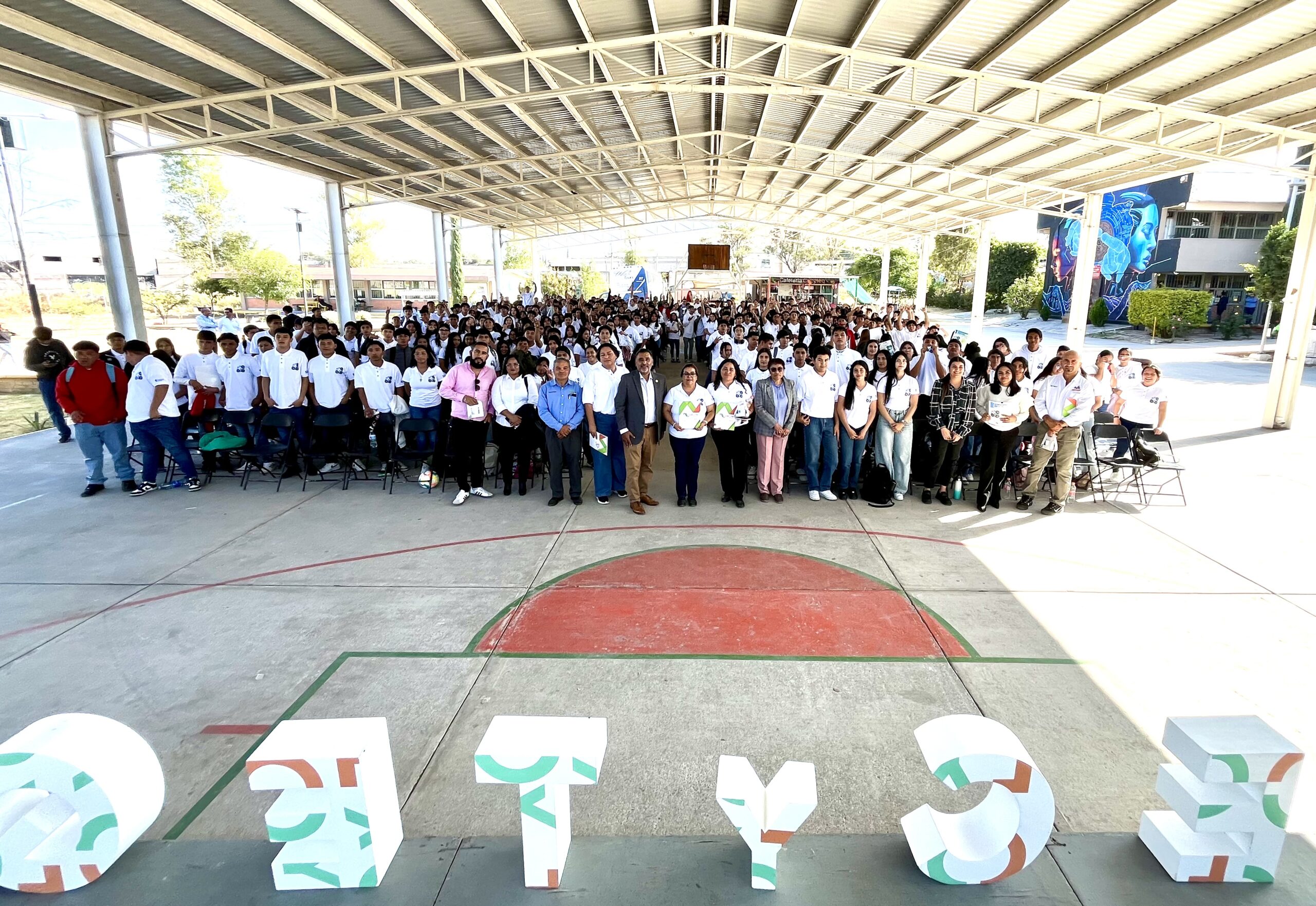 Clausuran el 1er. Congreso Estatal de Producción Industrial