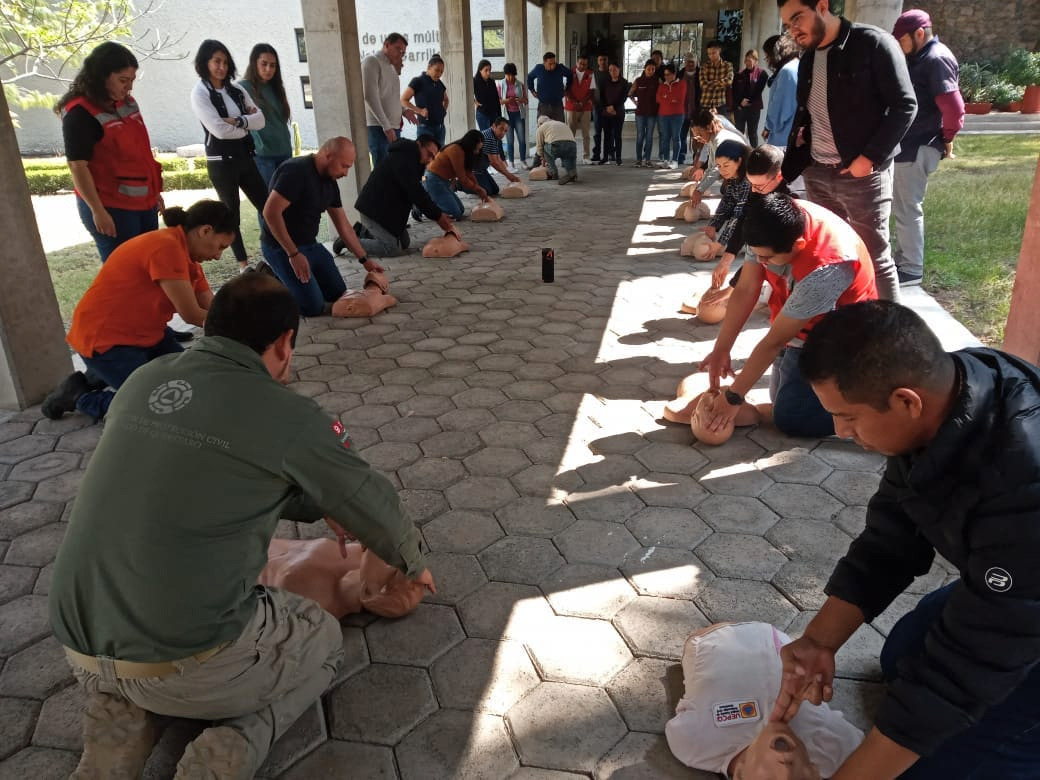 Capacita CEPCQ a más de 11 mil 200 ciudadanos en prevención de emergencias