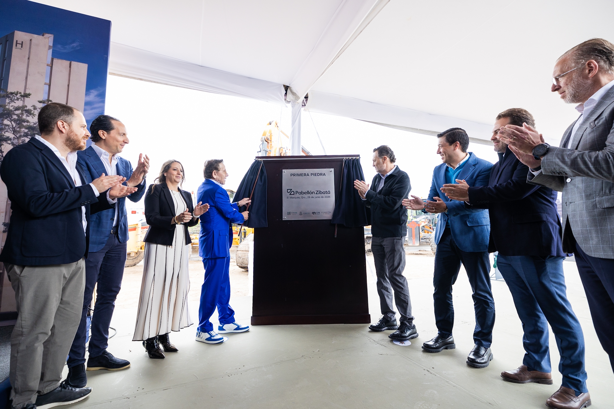 Acompaña Gobernador a la colocación de la primera piedra de Pabellón Zibatá