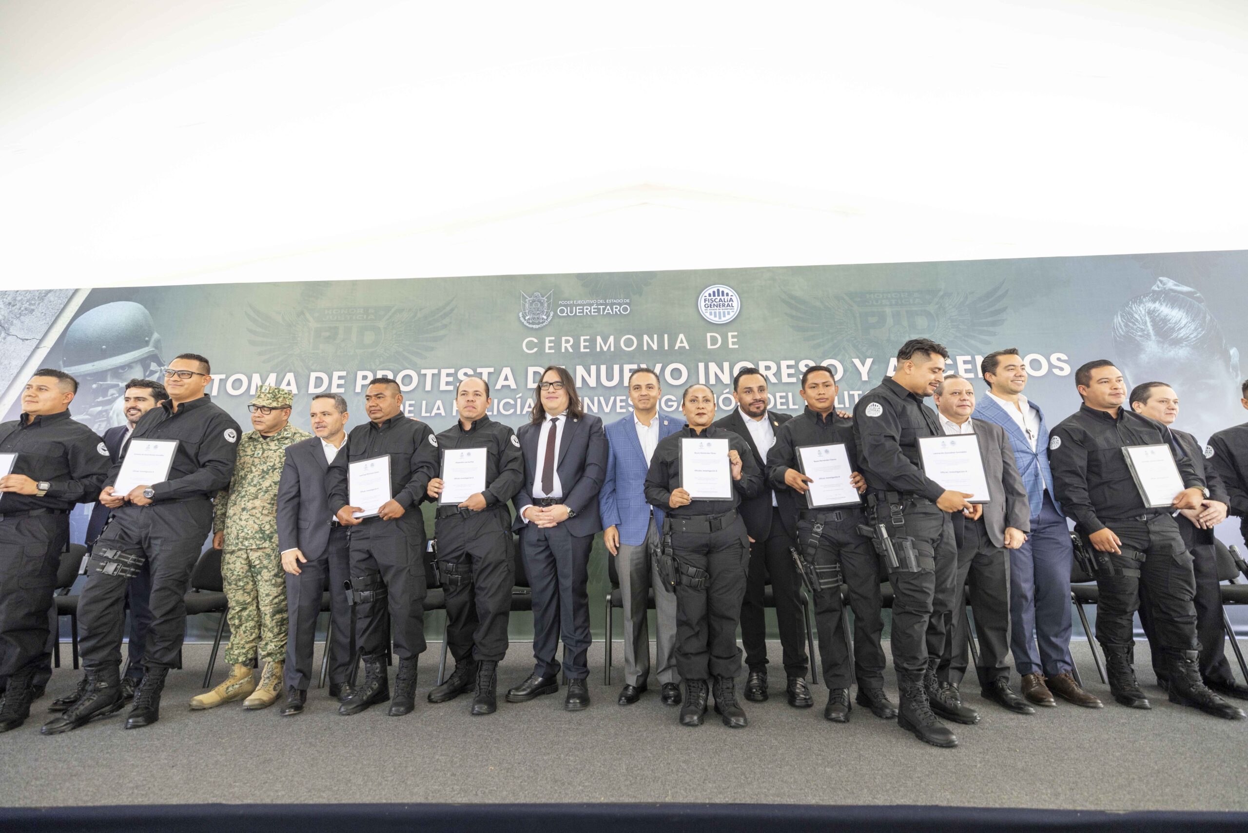 Participa SEGOB en toma de protesta de nuevo ingreso y ascensos de la Policía de Investigación del Delito