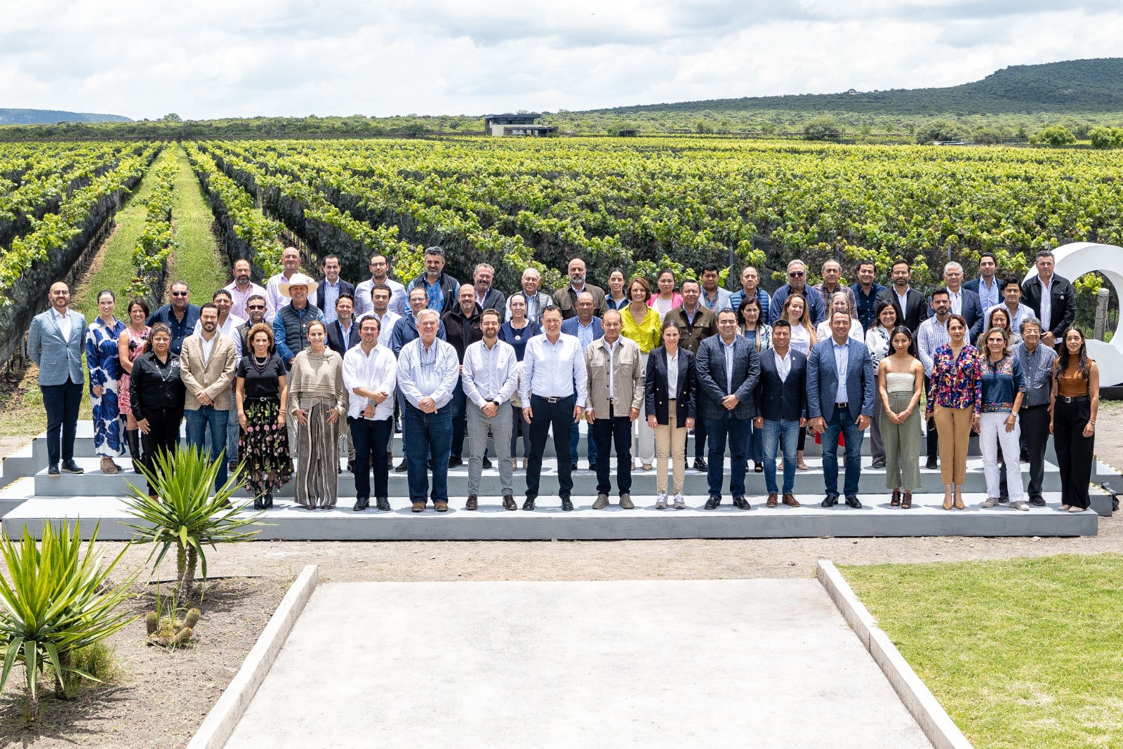 Expande Querétaro su emergente industria vitivinícola a través de su clúster