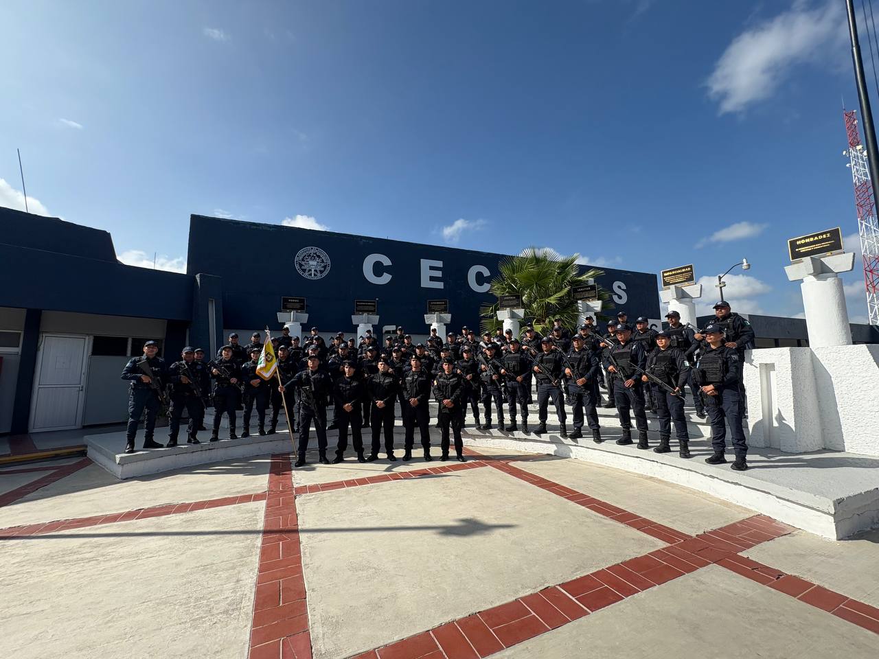 Capacita Policía Nacional de Colombia a policías queretanos en operaciones tácticas