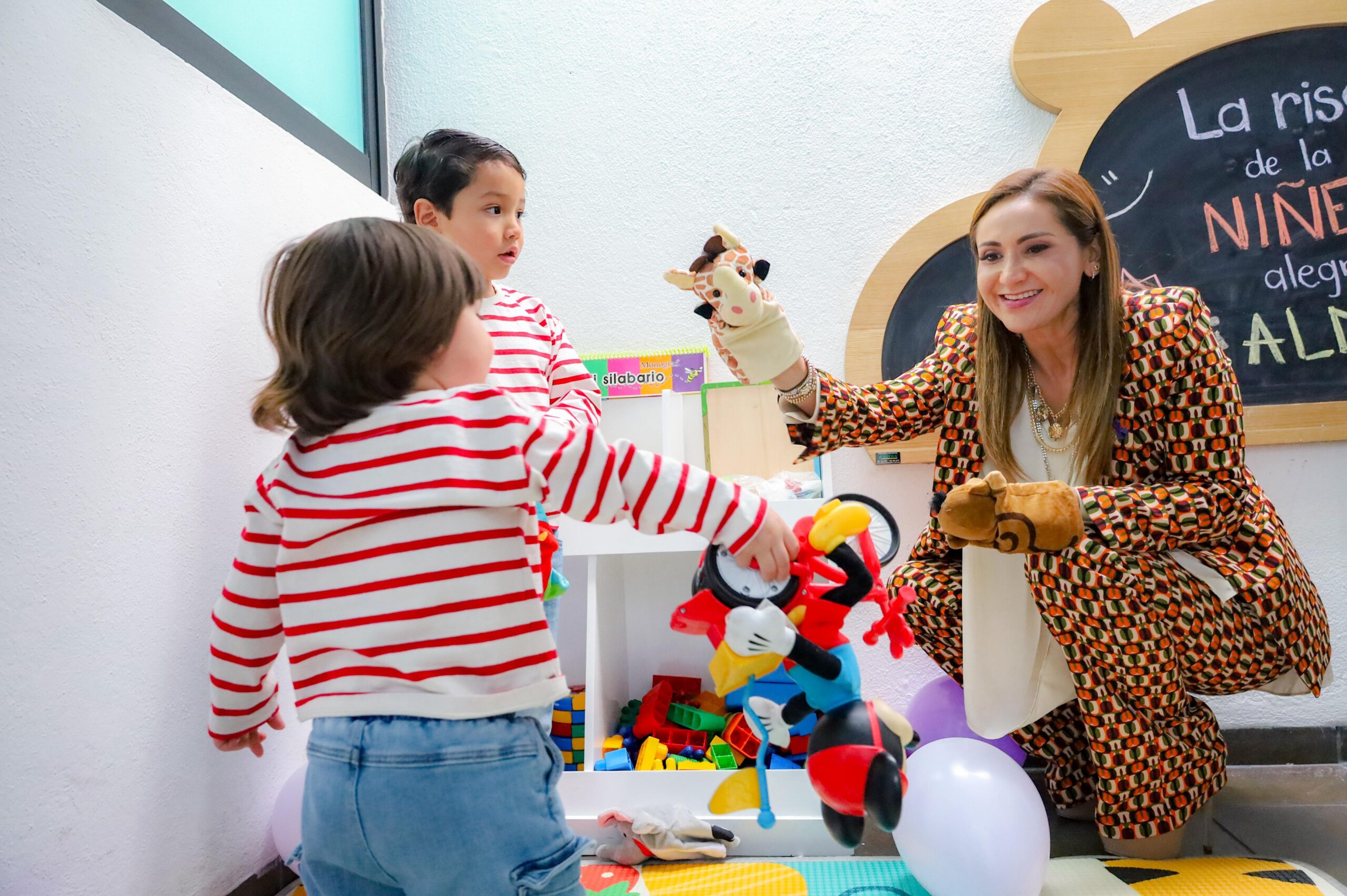 Inaugura Sonia Rocha Lactario y Ludoteca en la Secretaría de las Mujeres