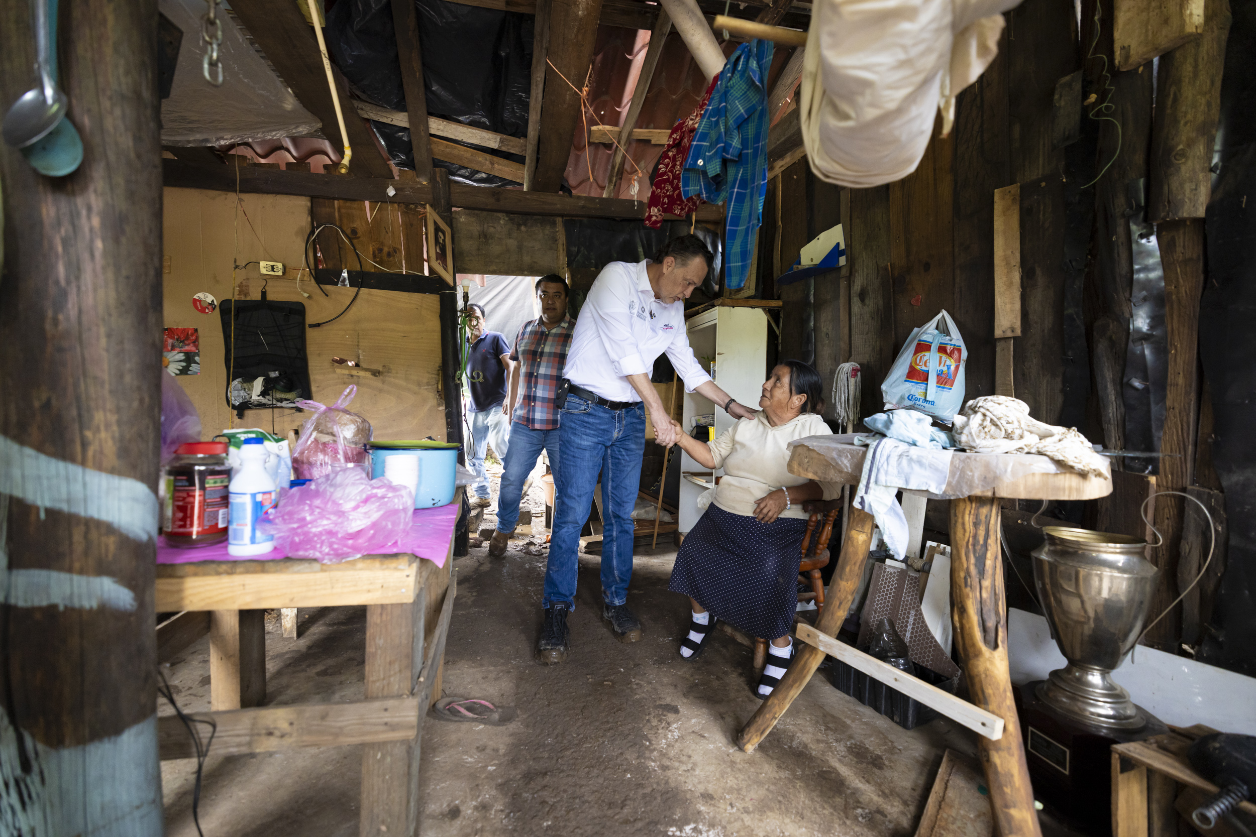 Recorre Gobernador zonas afectadas por las lluvias