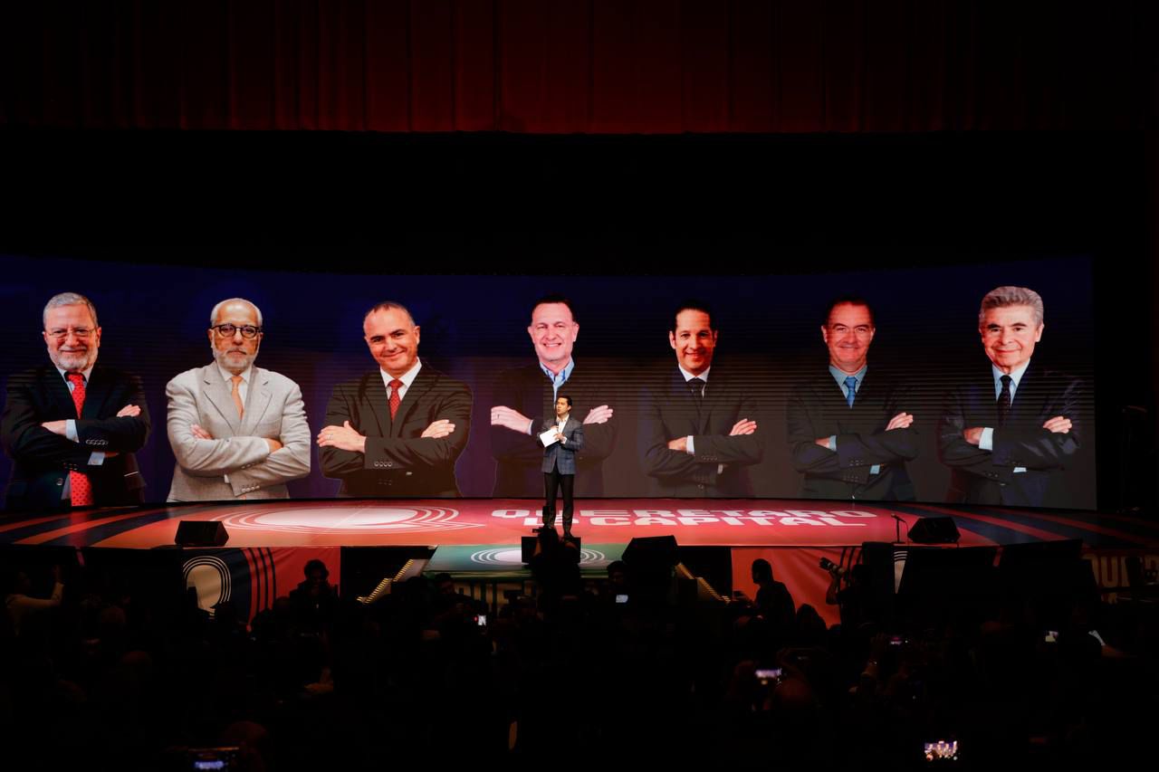 Presenta Felifer Macías: Una mirada al futuro de Querétaro