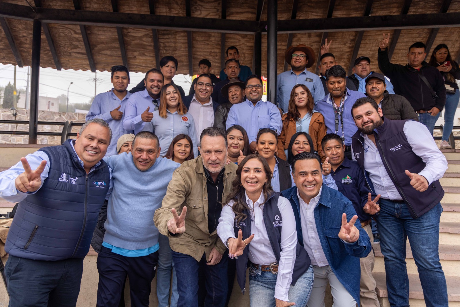 Encabeza Mauricio Kuri banderazo de arranque de QroVan en el Semidesierto