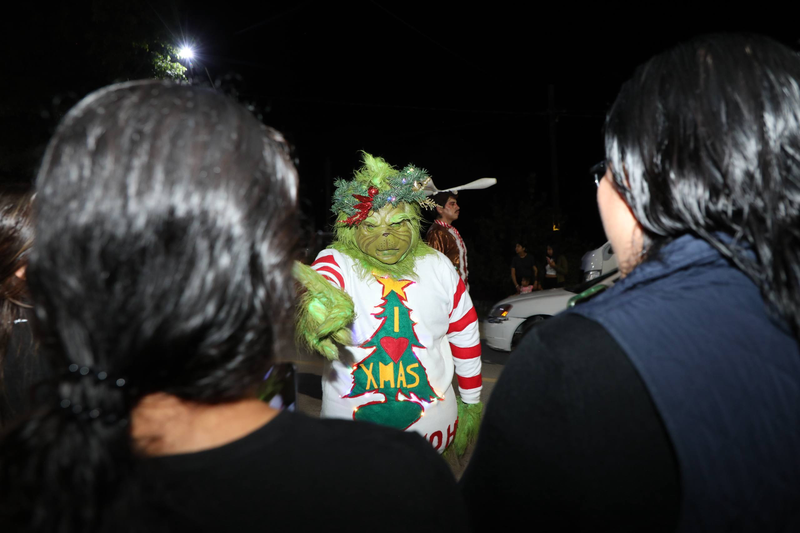 Inician en Jalpan los desfiles navideños del Festival Alegría Contigo 2025