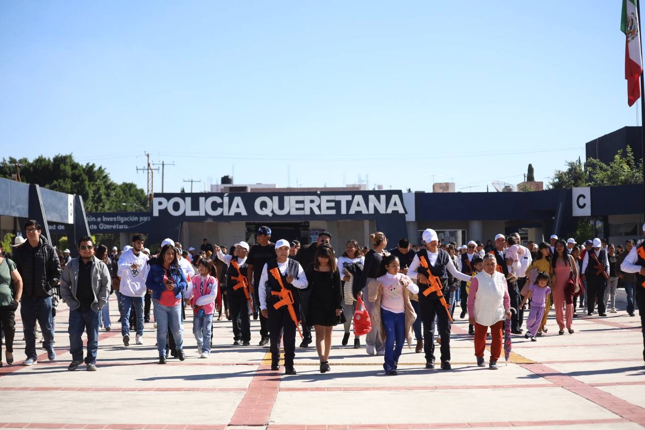 Acercan labor policial a más de tres mil 200 personas