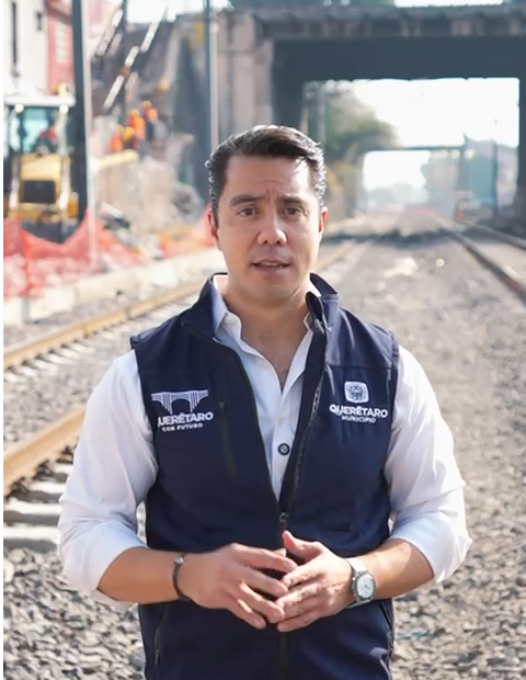 Refrenda Felifer Macías acompañamiento municipal al Tren México–Querétaro, obra del Gobierno Federal