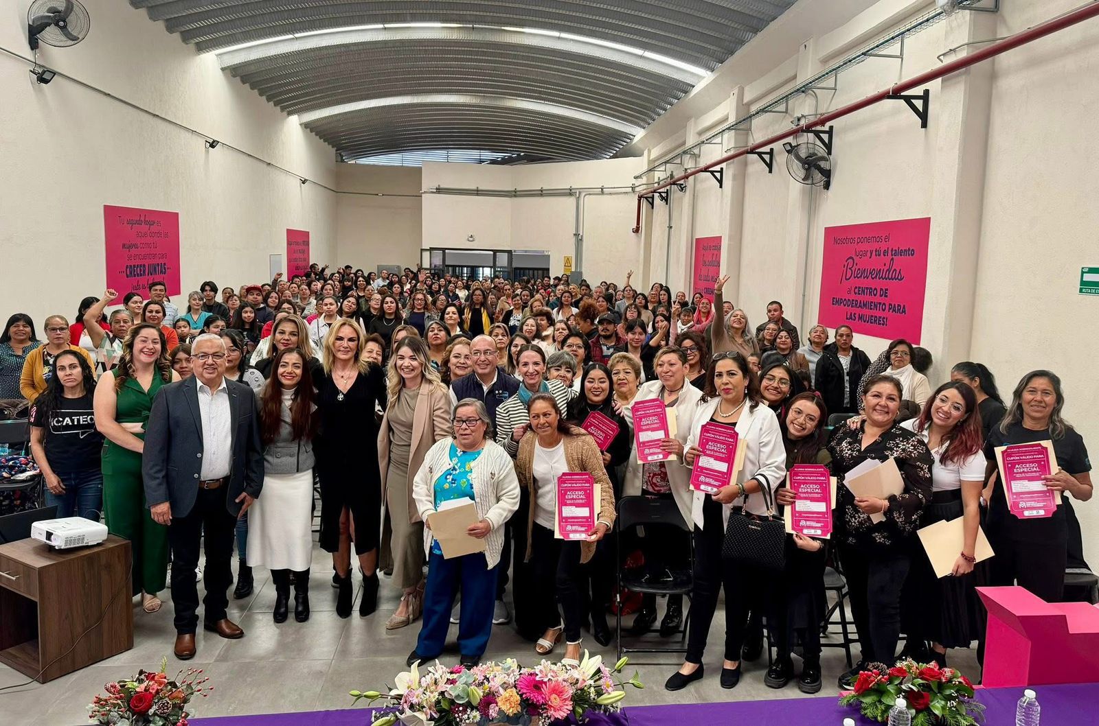 Más de 9 mil mujeres fortalecen sus emprendimientos en el Centro de Empoderamiento