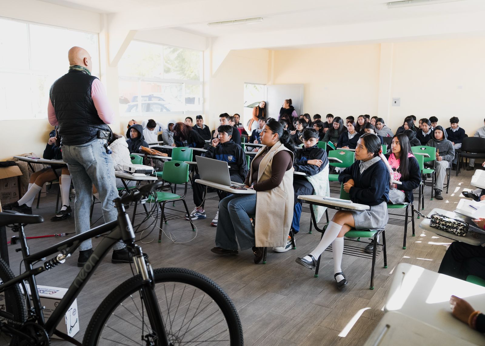 Secretaría de Movilidad de El Marqués imparte cursos de cultura vial en El Lobo y Agua Azul