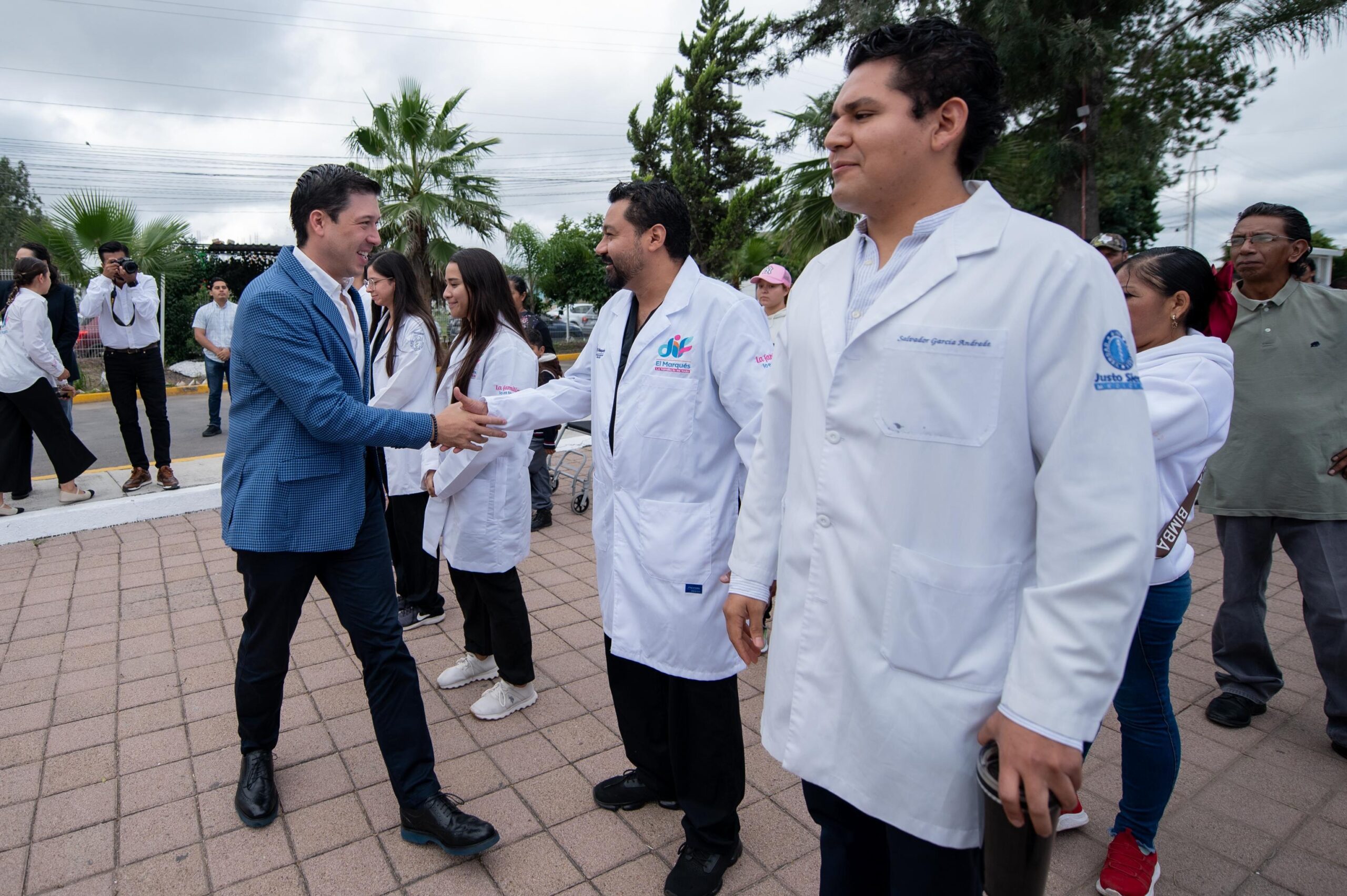 Rodrigo Monsalvo Castelán consolida operación de la clínica del SMDIF El Marqués
