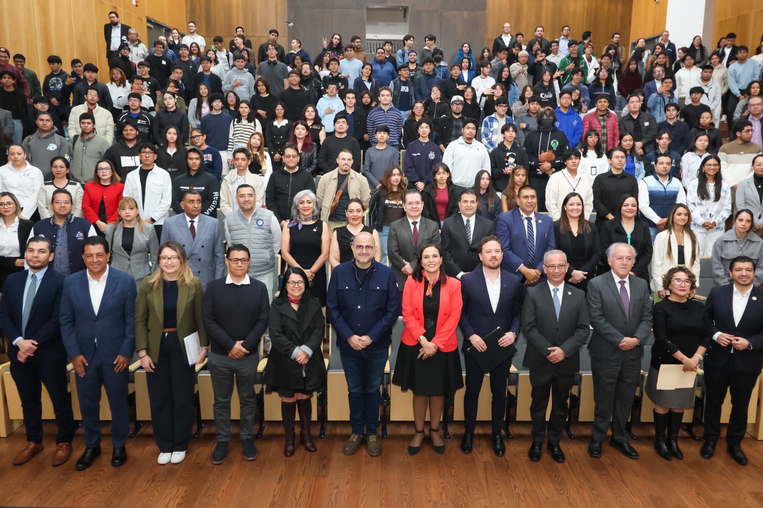 Inaugura Martha Soto el Segundo Foro de Educación en Alta Tecnología y Cloud Computing