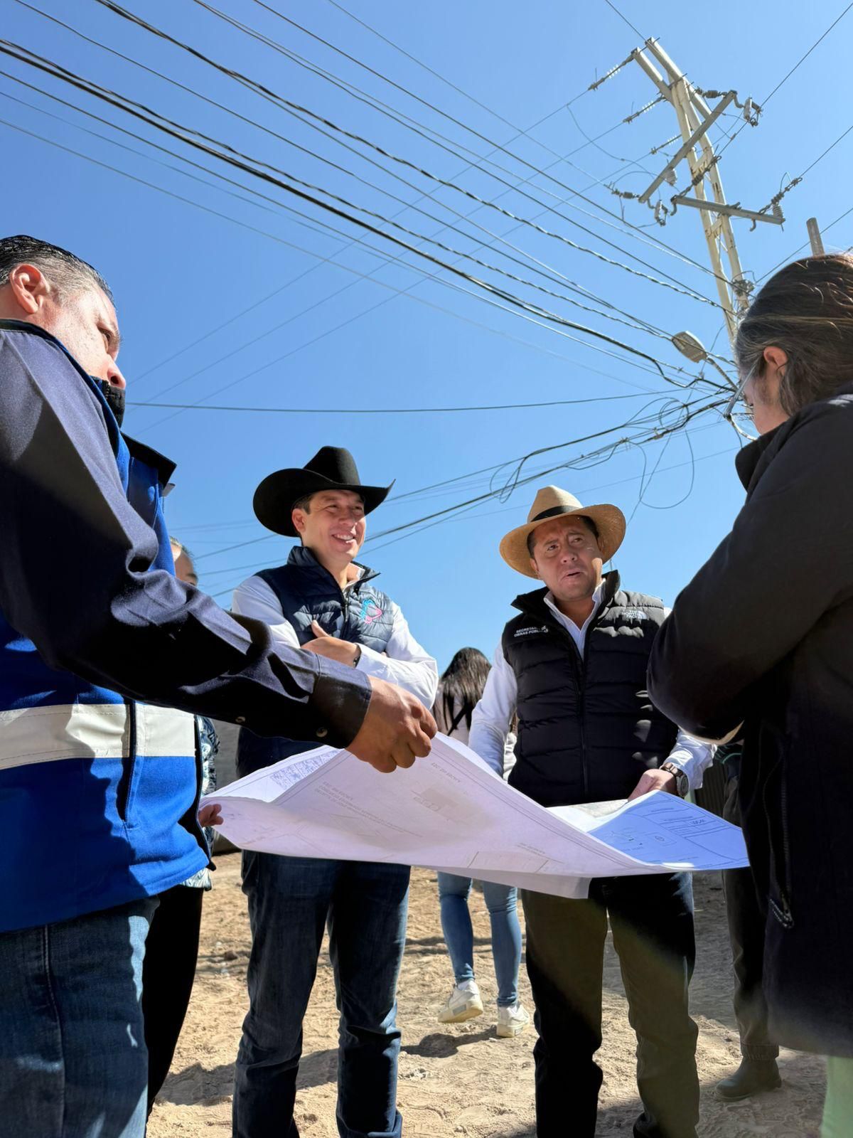 Supervisa Rodrigo Monsalvo obras por más de 19 millones de pesos en comunidades de El Marqués