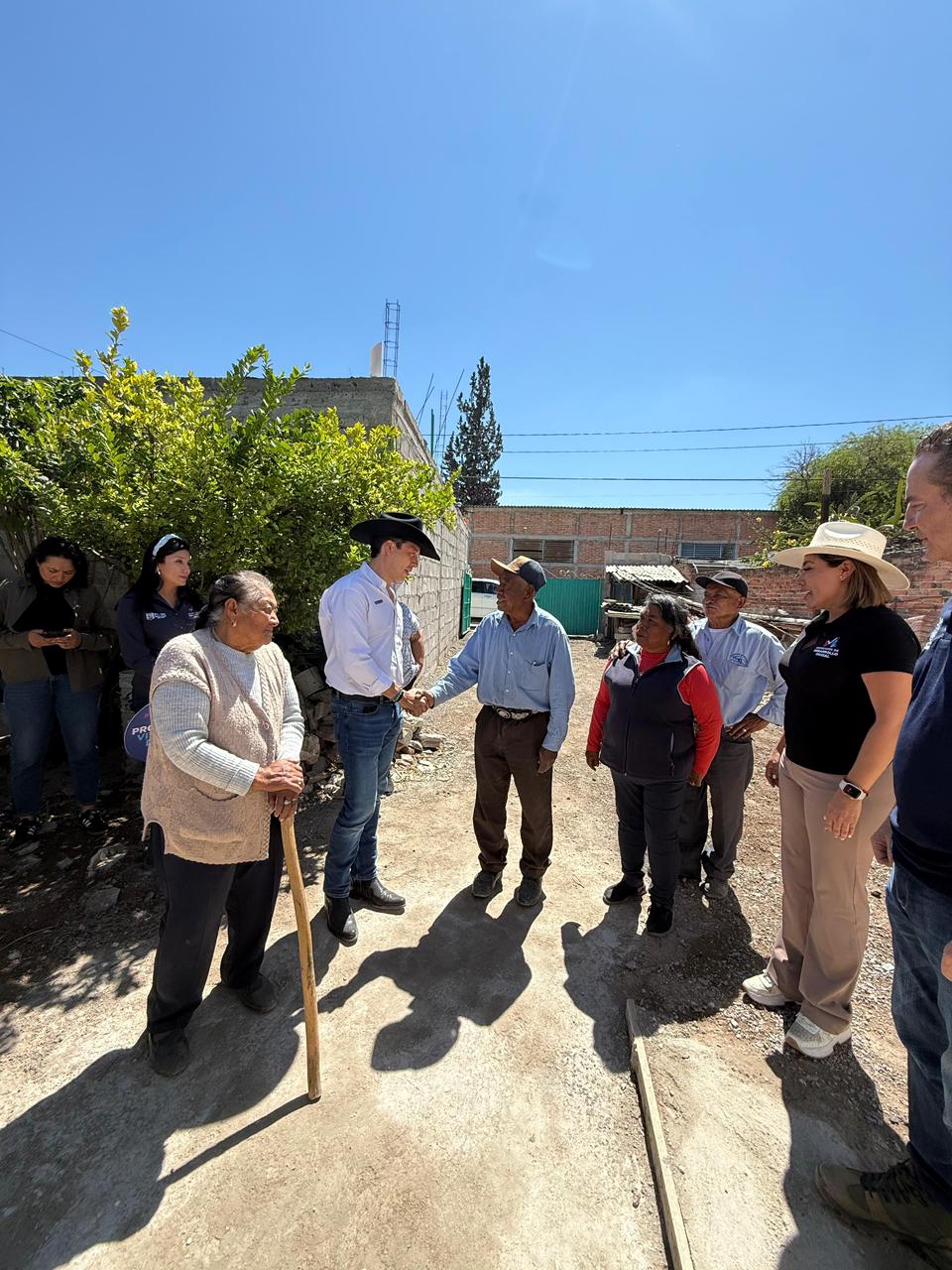 Municipio de El Marqués e IVEQ entregan obras de ampliación de vivienda en El Marqués