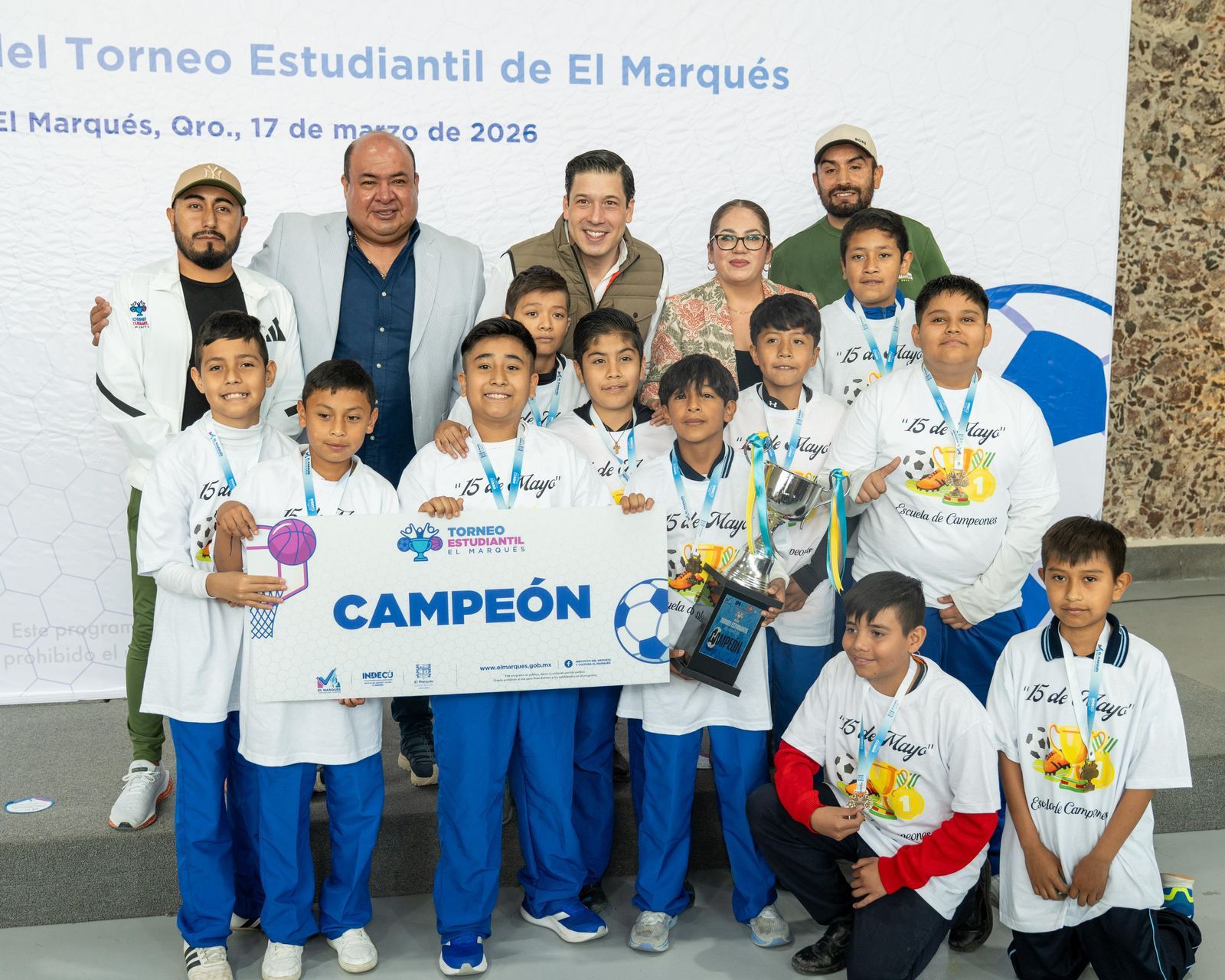 Participan más de mil alumnos en torneo deportivo en El Marqués
