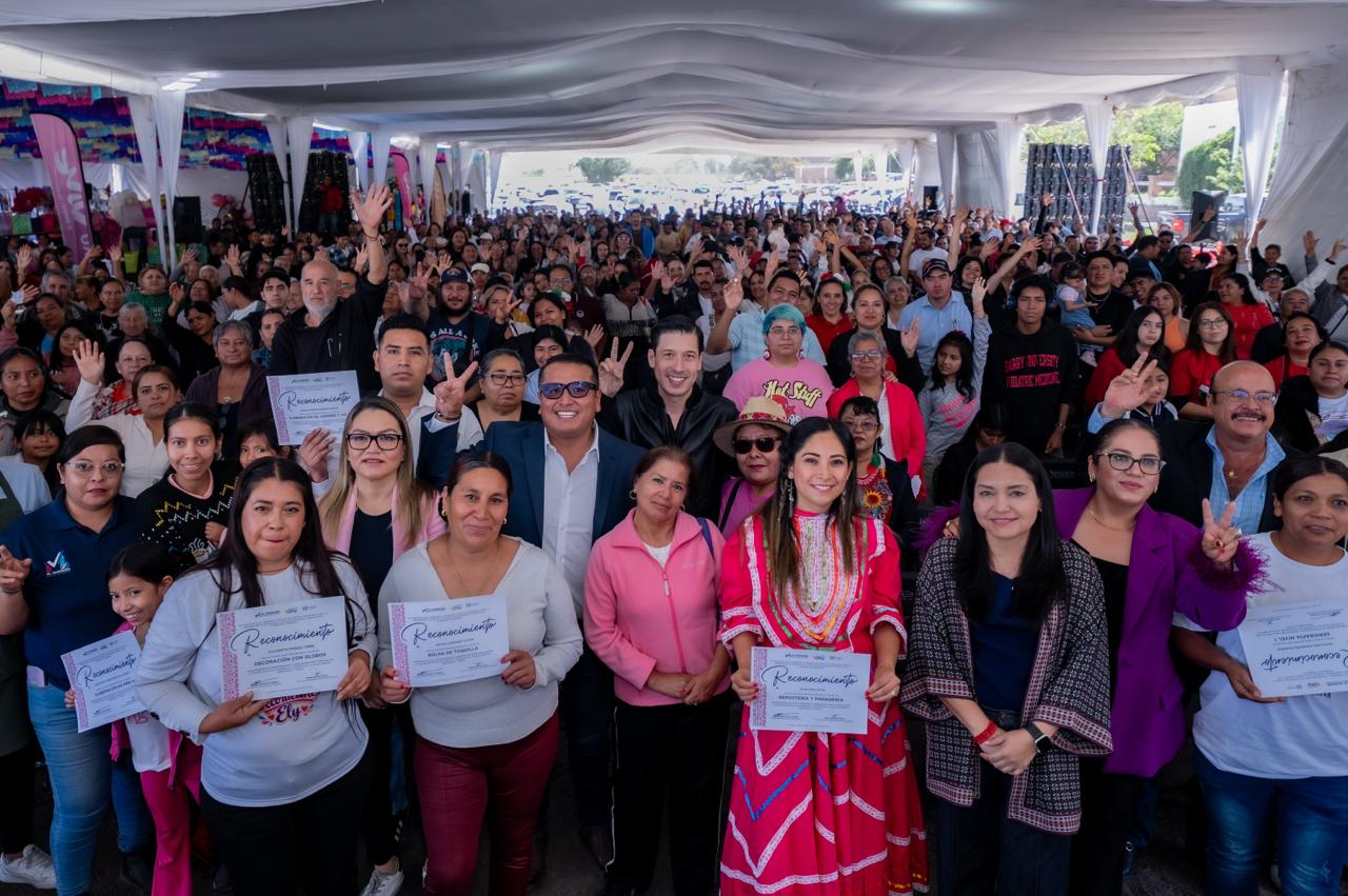 Rodrigo Monsalvo fortalece la salud mental de las familias marquesinas con Centro Vive